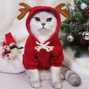 1pc Fleece Breathable Hoodie With Reindeer Pattern & Back Pockets Outfit